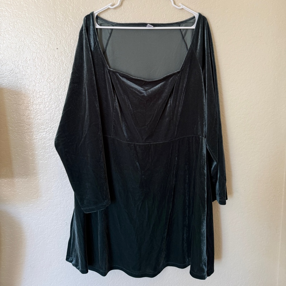 Old Navy Green Velvet Dress